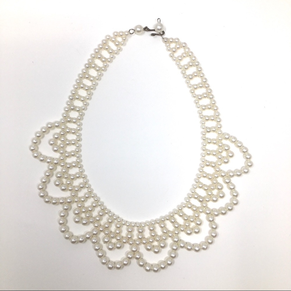 Stunning Pearls Chocker